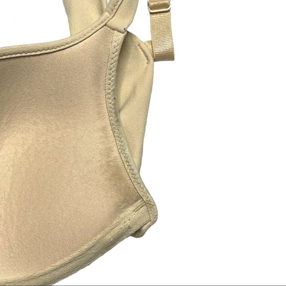 barely there Invisible Look Lift Underwire Bra - Picture 8 of 8